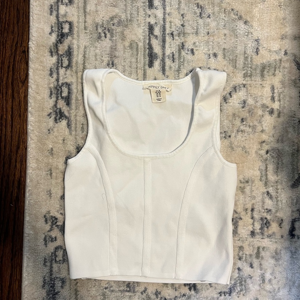 white tank